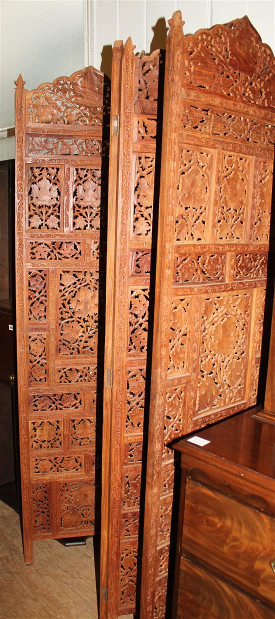 4 fold carved Indonesian screen(-)